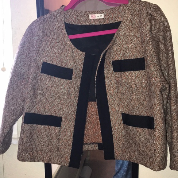 Blazer - Picture 2 of 3